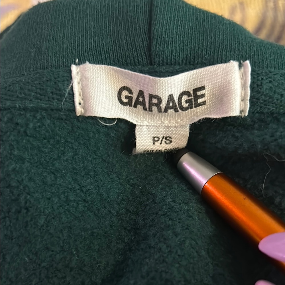 Garage Green Sweater - Picture 3 of 7